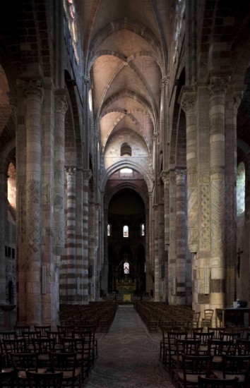 Interior facing east, St., Sankt, Saint