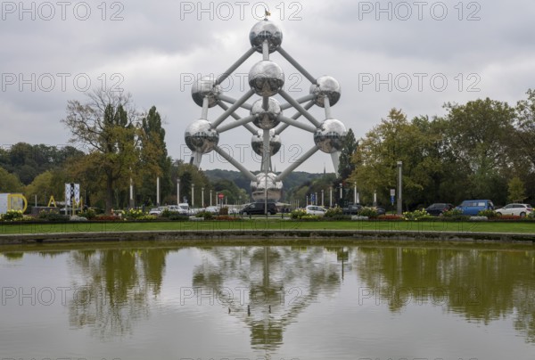 Brussels, Bruxelles, site of Expo 1958, Atomium, 165-billion-fold enlargement of an iron molecule,