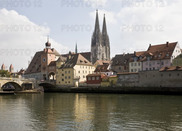 Bridge gate and cathedral from north-west, view over the Danube, St., Sankt, Saint