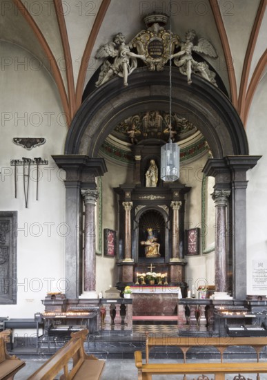 Side altar with vesper picture, St., Saint, Saint