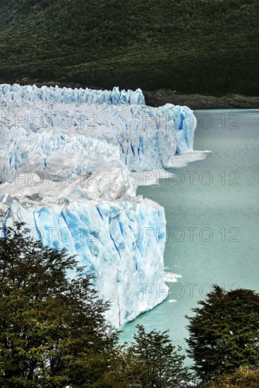 Perito Moreno Glacier, glacier tongue, glacier break, Los Glaciares National Park, Santa Cruz,