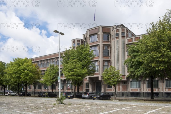 Voormalig kantoor van de Nederlanden van 1845, built in 1927 by Hendrik Petrus Berlage