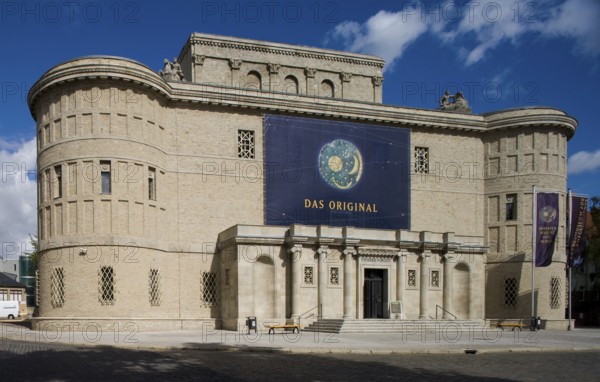 State Museum of Prehistory 1914-1918 by Wilhelm Kreis
