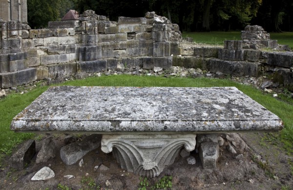Fontaine-Chaalis, Royal Abbey of Chaalis, altar mensa in the choir of the abbey ruins supported by