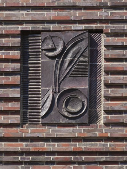 Halle, ceramic relief on the façade of a residential building. Halle S Albert-Ebert-Strasse 61-65