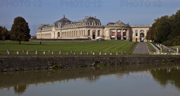 Chantilly, Chateau-de-Chantilly, castle park, large stables, main building on the left 186 m long,