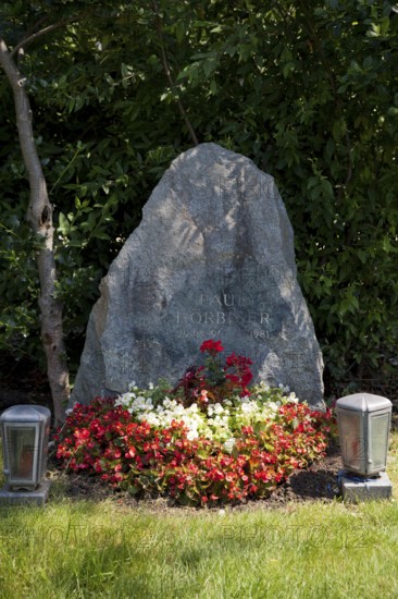 Tomb of Paul Hörbiger 1894-1981, actor