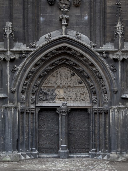 Transept north portal, St., Saint, Saint