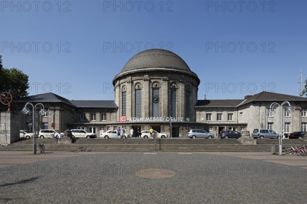 Cologne-Deutz, Köln Messe/Deutz railway station
