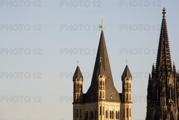 View from the Severinsbrücke bridge, behind it the cathedral, St., Sankt, Saint