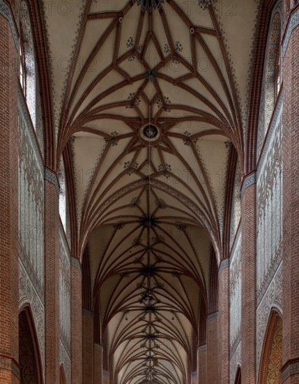 Former Cistercian church, central nave vaulting Oblique view to the east, St., Sankt, Saint