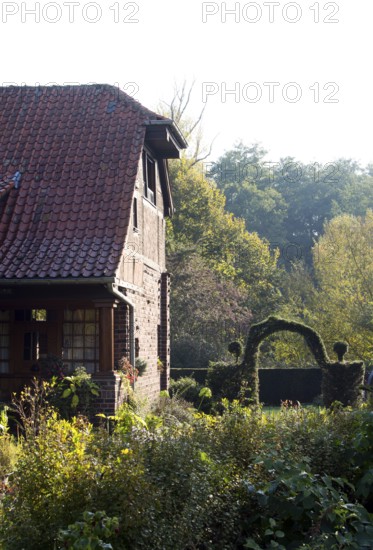 Built in 1910 for Karl Buschhüter's mother, architect: Karl Buschhüter
