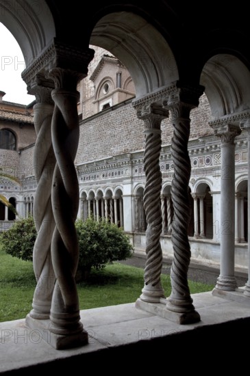 Rome, Lateran Basilica 32530