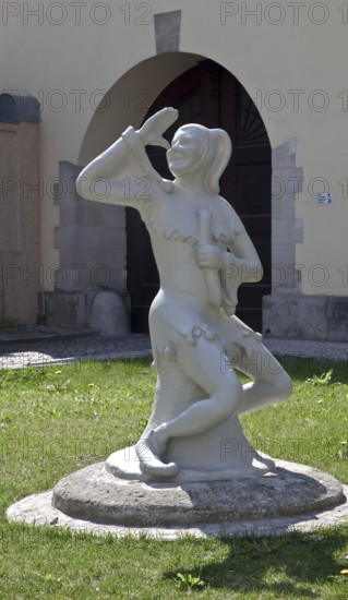 1961 by Paul Bölecke, sandstone, white coloured, height 150 cm, location Schlossstraße