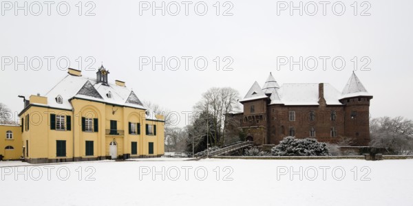 Krefeld, Linn Castle and Jagdschloß outer bailey