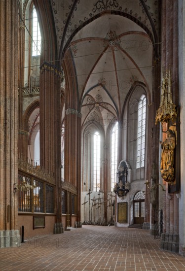 South ambulatory, St., Saint, Saint