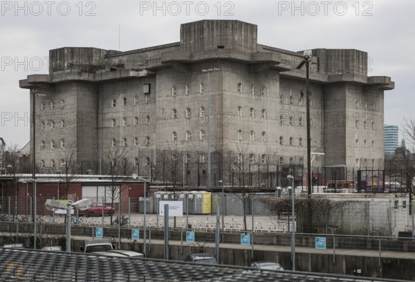 Hamburg, Heiliggeistfeld, high-rise bunker and flak tower, built 1940-42, floor area 75 x 75 m,
