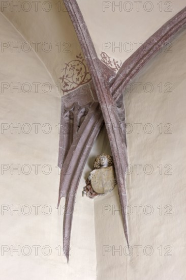 St Anthony's Chapel, vault base, crossed ribs, St, Saint, Saint