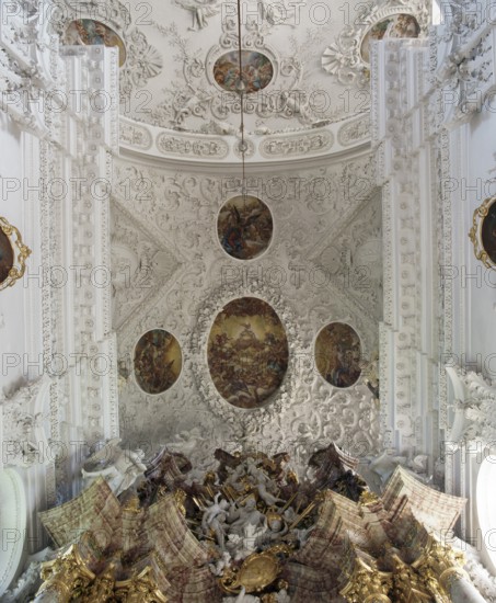 Holzen, church of the former Benedictine abbey