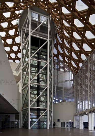 Architects: Shigeru Ban and Jean de Gastines, opened in 2010, Great Hall inside