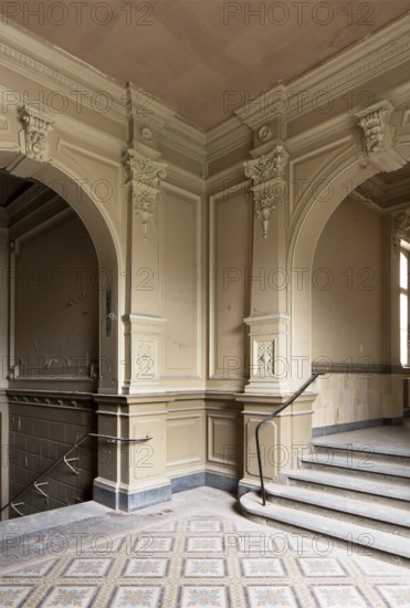 Krefeld, old municipal baths, 1889/90. built by Johann Burkard, staircase