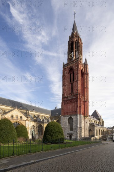 Maastricht, Basiliek van Sint Servaas and Sint-Janskerk (Basilica of St Servatius and St John's