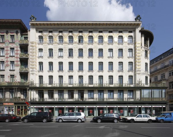 Vienna, Linke Wienzeile No. 38, residential building by Otto Wagner 1898-1899