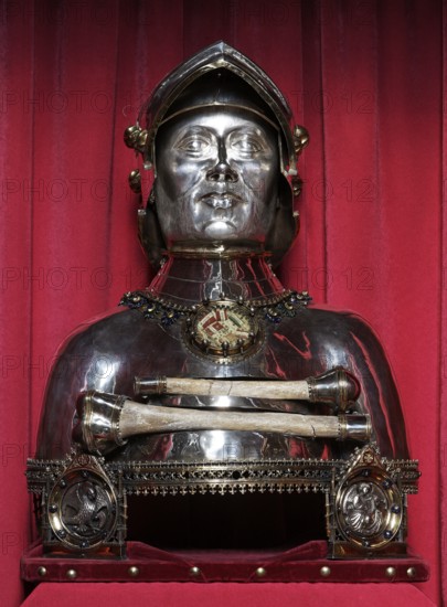 Parish Church of the Assumption of the Virgin Mary (completed 1505), St George's Reliquary, St,