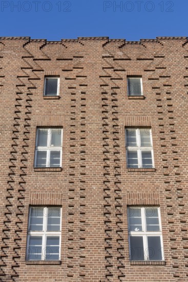Hanover-Vinnhorst, administration building of the company Gebrüder Mayer