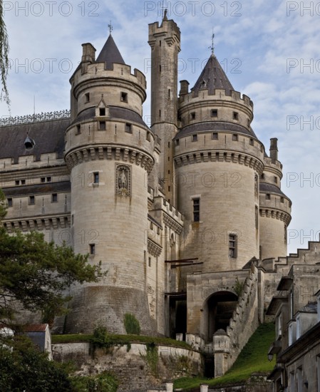 Rebuilt by Viollet-le-Duc 1857-84, southern towers from the west, Tour Arthus with figure of the