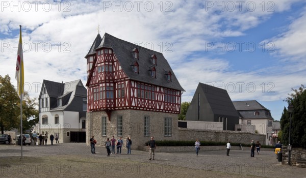 Limburg, Walderdorffer Hof View from north-east. Farmstead with residential tower