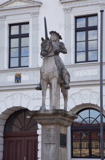 Haldensleben Ohrekreis Roland as equestrian statue singular 74672 in front of the town hall copy
