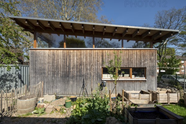 Krefeld, Waldorf School Kaiserstrasse, new building 2019, architect: Piet Reymann 2019, sculpture
