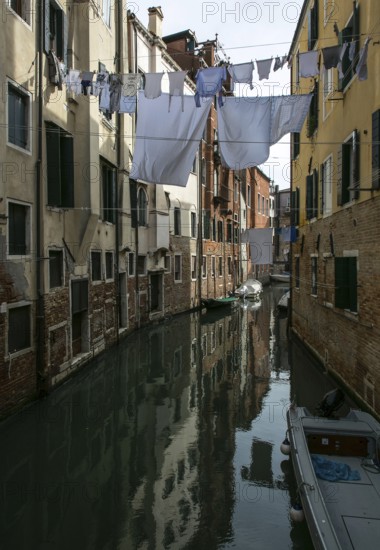 Italy Venice Canal in the Cannaregio district -557