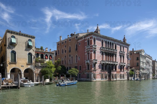 Venice, palaces on the Grand Canal, Palazzo Fontana Rezzonico, early 17th century