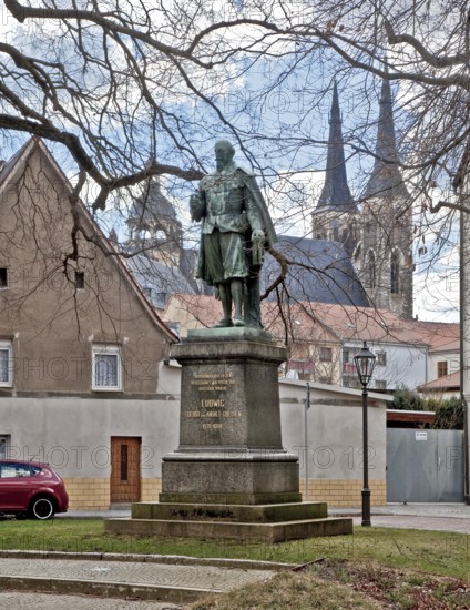 Köthen Anhalt Schlossplatz Fürst-Ludwig-Denkmal 74594 Bronze sculpture 1907 by Hans Arnoldt