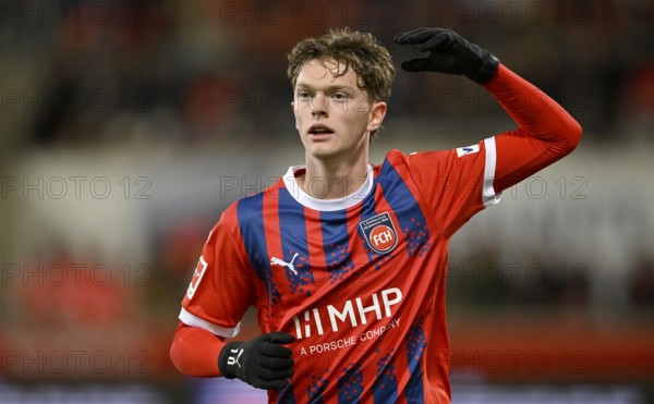 Paul Wanner 1. FC Heidenheim 1846 FCH (10) Gesture Gesture Voith-Arena, Heidenheim,