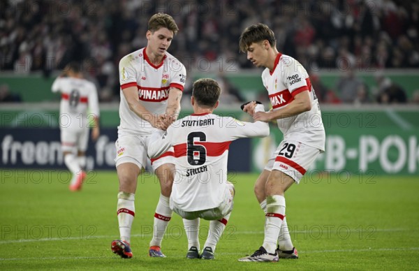 Ramon Hendriks VfB Stuttgart (03) (left) and Anthony Rouault VfB Stuttgart (29) (right) help Angelo