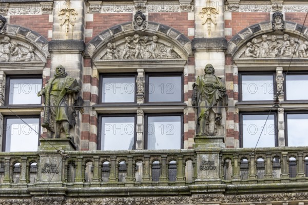 Bremen District Court building in historicist style with decorative ornamentation and allegories