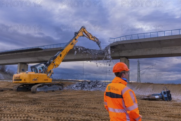 Following investigations of another reinforced concrete bridge in Saxony and the cracks caused by