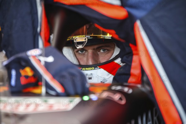 MELBOURNE, AUSTRALIA, MARCH 17: Max VERSTAPPEN of Aston Martin Red Bull Racing before the start of