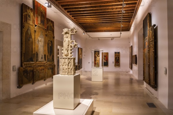 End cross of the door of Santa Catalina, 1441, Guillem Sagrera, Museu de Mallorca, Palma, Majorca,