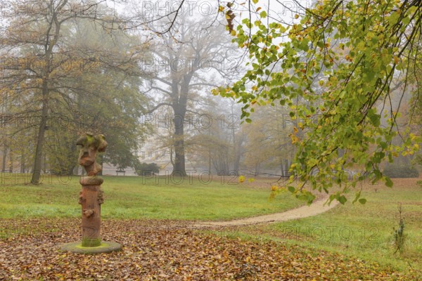 Lauterbach Castle and Park in autumn, Lauterbach, Lauterbach, Saxony, Germany, Europe