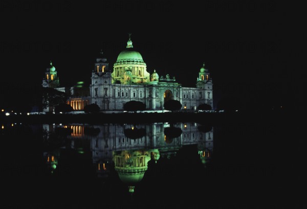 Illuminated Victoria Memorial built in 1921, Calcutta Kolkata, West Bengal, India, Asia