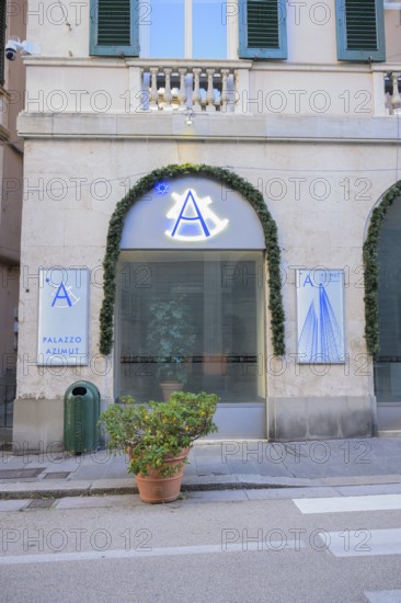 Azimut holding spa, investment banking, asset menagement, Genova, Italy, Europe
