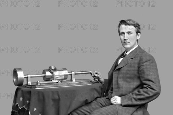 Thomas Alva Edison, 1847, 1931, American inventor, Thomas Edison demonstrating the Tin-Foil