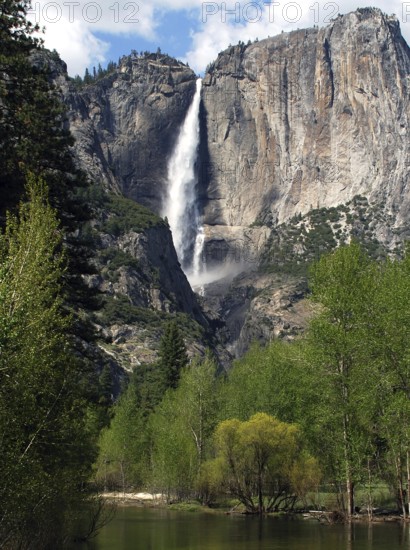 Bridal Veil falls, World Heritage Site 1984, Yosemite National park, California, USA United States