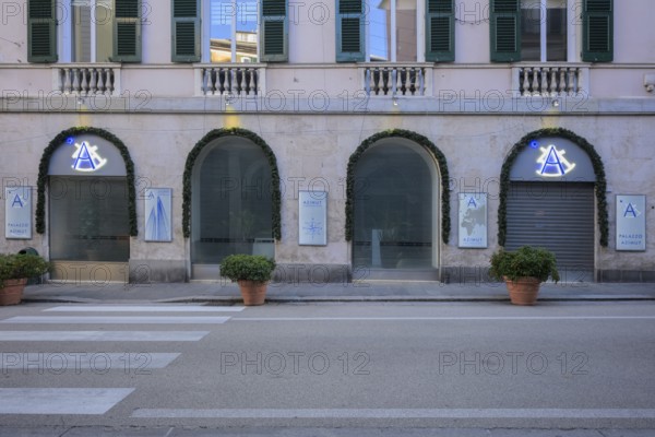 Azimut holding spa, investment banking, asset menagement, Genova, Italy, Europe