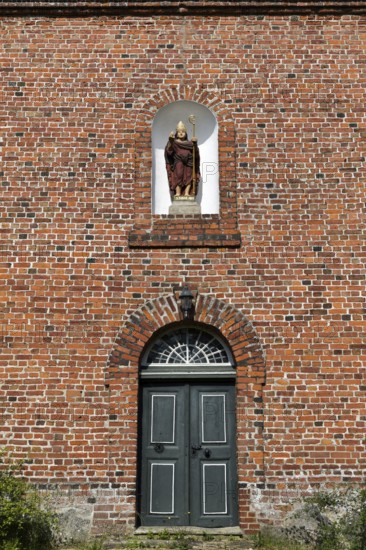 St. Nikolai Church in Altenbruch, district of the medium-sized town of Cuxhaven
