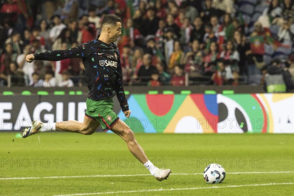 Football match, Cristiano RONALDO CR7 Portugal warming up in front of the match with sprinting to